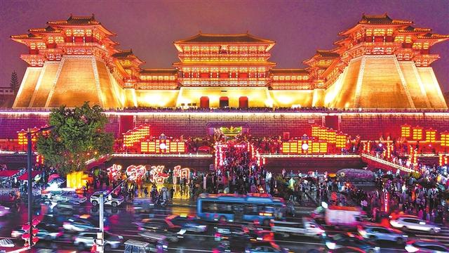 光影绘假日 文旅显活力