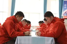 读书不知春已至，缕缕书香润心田图片