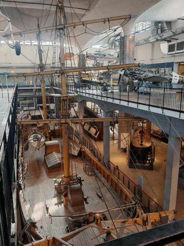 自然与人文的宝贵遗产——北京大学地球与空间科学学院阿尔卑斯野外综合地质国际对比实习记录