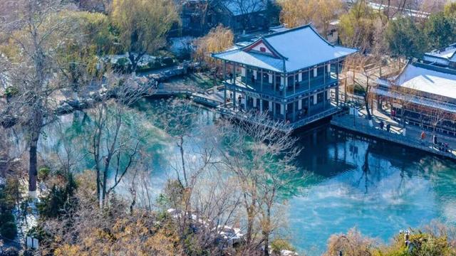 当课文回归现实，老舍笔下《济南的冬天》到底是什么样子的?（一）