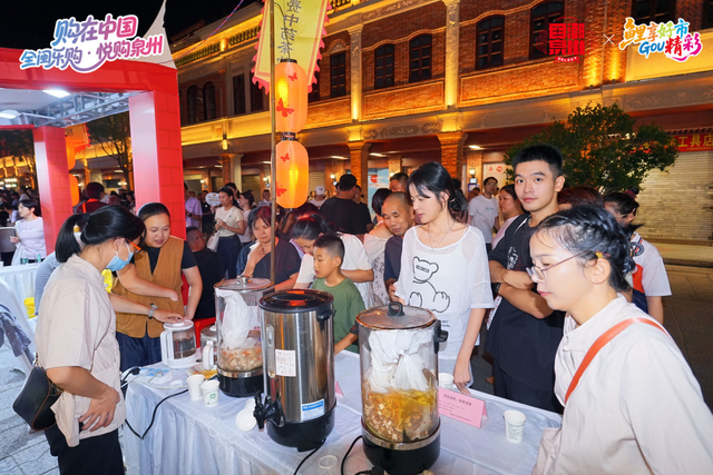 太火爆！中山南路鸣锣开市，到处都是人人人人