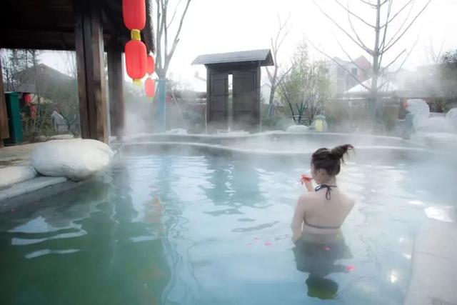 来太白山探寻丛林秘境，感受冰火两重天