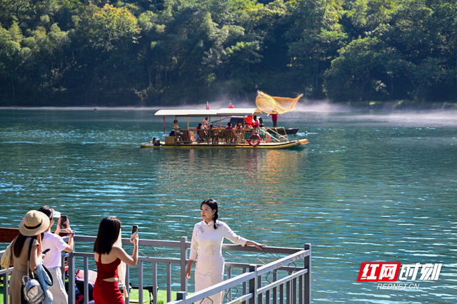 资兴市：国庆假期旅游热