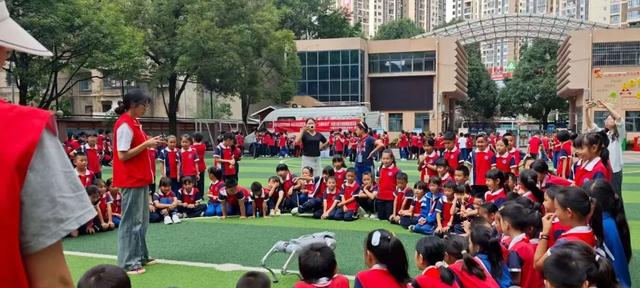 全国科普月丨馆校联动启智行：科普大篷车进校园活动走进六枝特区