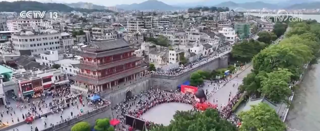 体育搭台、文化唱戏，焕新颜！“中华战舞”引客来 古城旅游经济热力十足