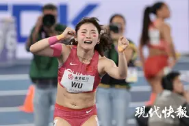 打破女子60米栏全国纪录！吴艳妮哭了图片