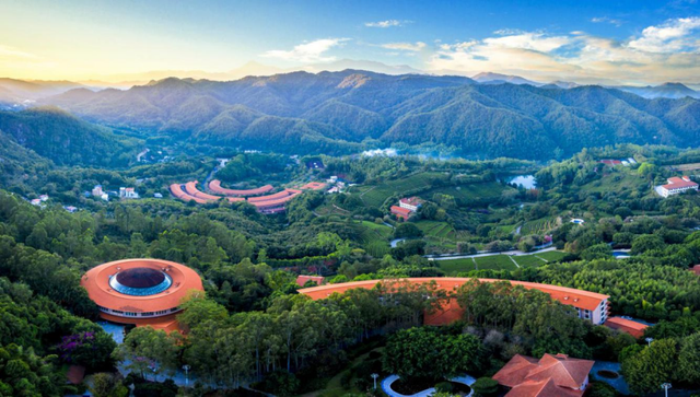 全国近40个城市的百家头部旅行社及研学机构代表齐聚梅州