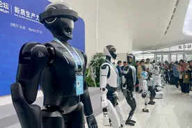 AI狂飙，如何稳控“方向盘”？专家：伦理安全不会限制发展图片