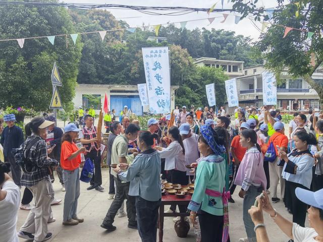 世界第一高桥带火关岭文旅 双节假期揽客34.5万人次