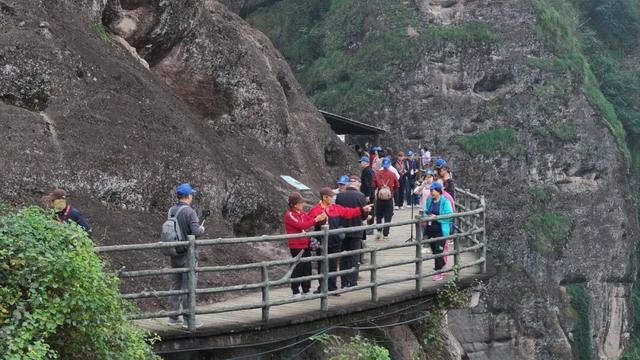 秋日龙虎山，辽宁老铁乐游仙境！