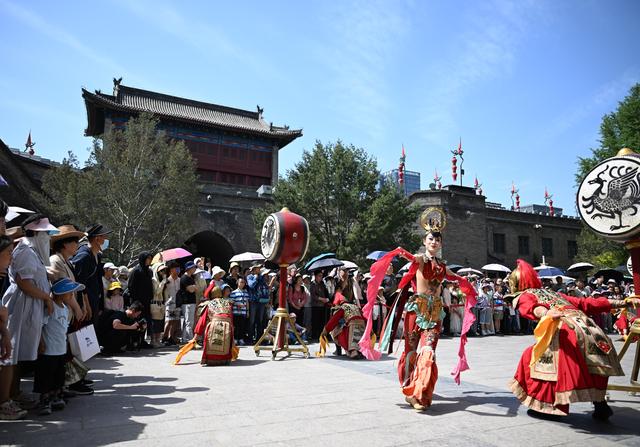 新华全媒头条丨守护悠悠文脉 探寻“何以中国”——陕西推动文物保护与活化利用新观察(2)