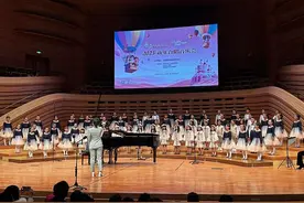 “歌声里的我们”2025新年合唱音乐会在蓉举行图片