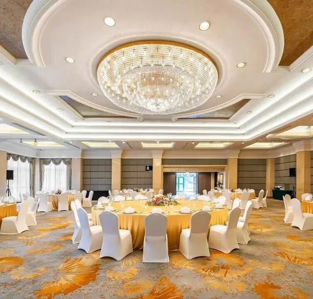 年末欢聚正当时，来长宁酒店解锁新体验～