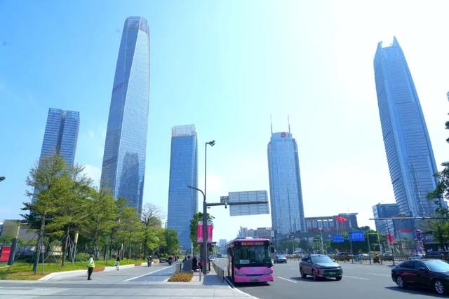 实探！篮球观赛自驾、乘车、停车…实用攻略→