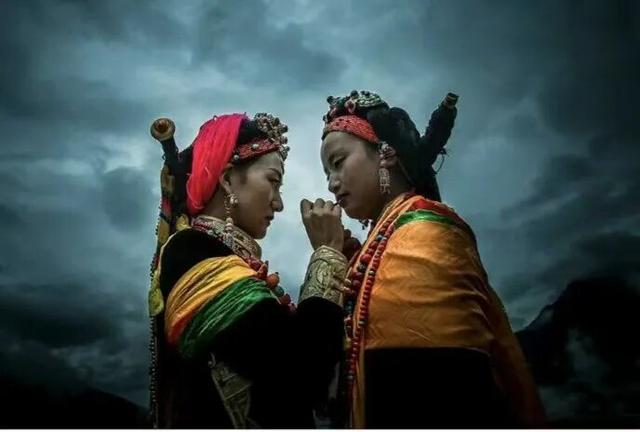 从世界最佳，看丹巴的美学底片