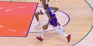 意外遭遇脚踝扭伤，杜兰特已经打完了太阳生涯的最后一场球？图片