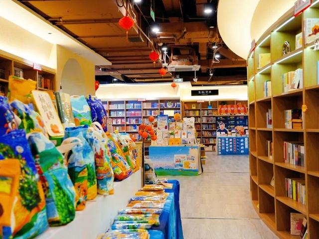 威海这两个过冬据点，看书看海治愈满分