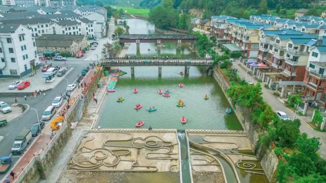 美丽农村路 | 公路“开”进风景里 偏远山区成“宝藏打卡地”