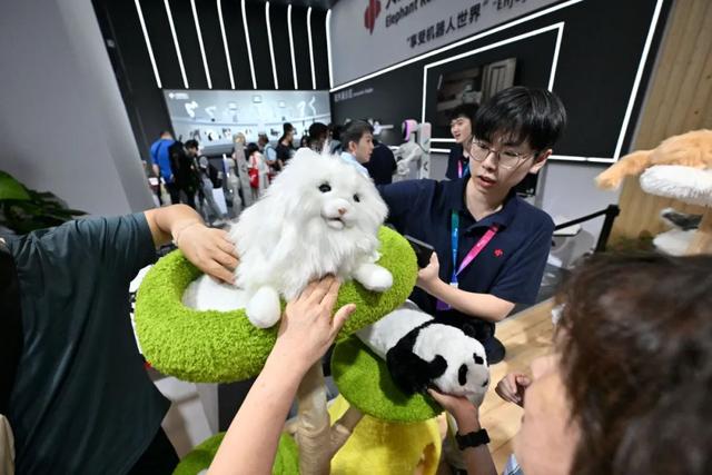 机器人大会感受“副中心智造”，集群跃升构建产业生态