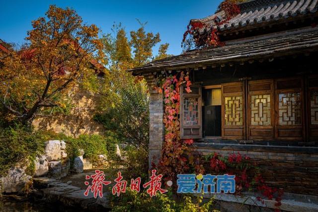 一年四季 泉在济南丨济南明水古城：秋日古意浓，水韵与斑斓交织的诗意画卷