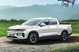 汽车观察｜低空经济万亿级市场催生场景革命，新能源皮卡以“车+无人机”生态强势切入图片