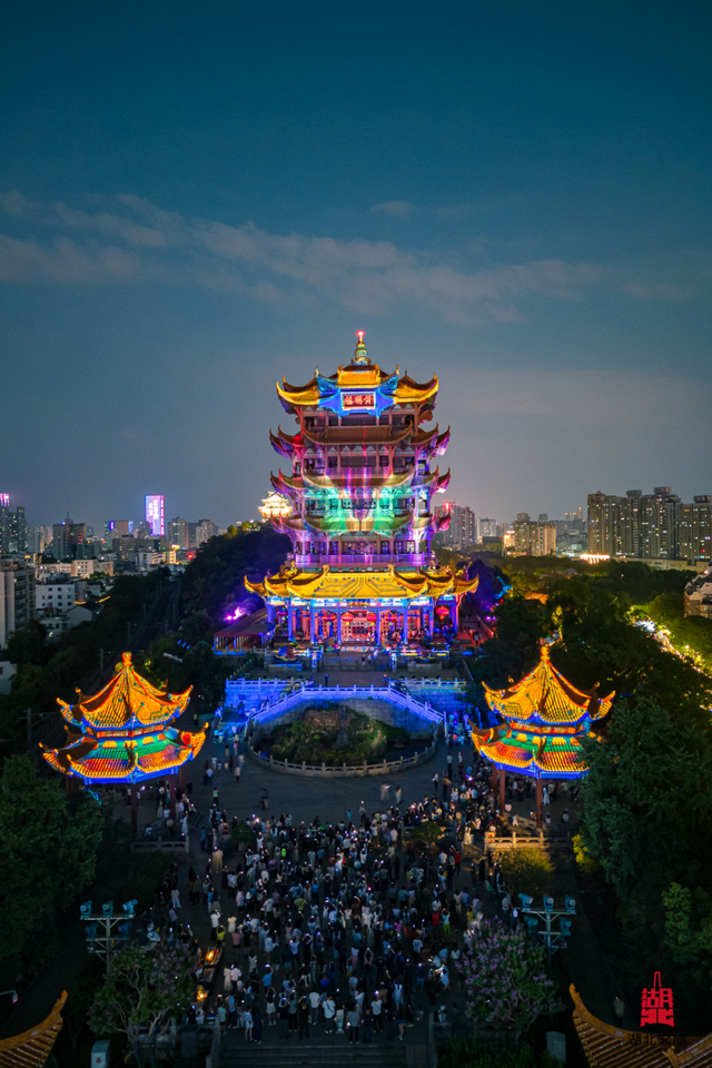 点亮荆楚夜，邂逅湖北的梦幻夜色