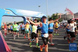 2025兰州马拉松火热开跑 “逐马计划”保驾护航图片