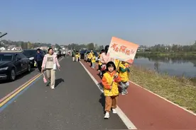 组图｜“小小探险队”在沂河头遗址体验“考古”图片