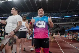 田径｜钻石联赛厦门站：巩立娇夺得女子铅球冠军图片