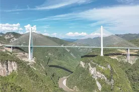 “家门口”的幸福路图片