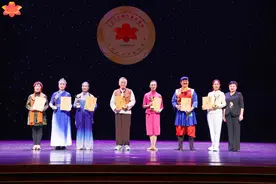 第六届“红棉杯”广州市中老年舞蹈展演举行，7个作品获“最佳”图片
