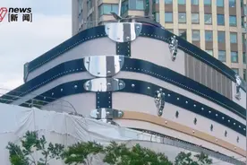 箱包还是船？LV在上海市中心“爆改”商场，首个LV行李箱造型大楼将亮相图片