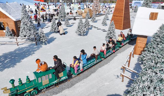 “南国雪乡”出圈！浙江冰雪经济点燃长三角冬日激情