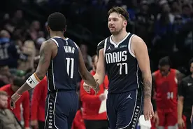 NBA | 东契奇欧文合砍70分 独行侠重回胜利轨道图片