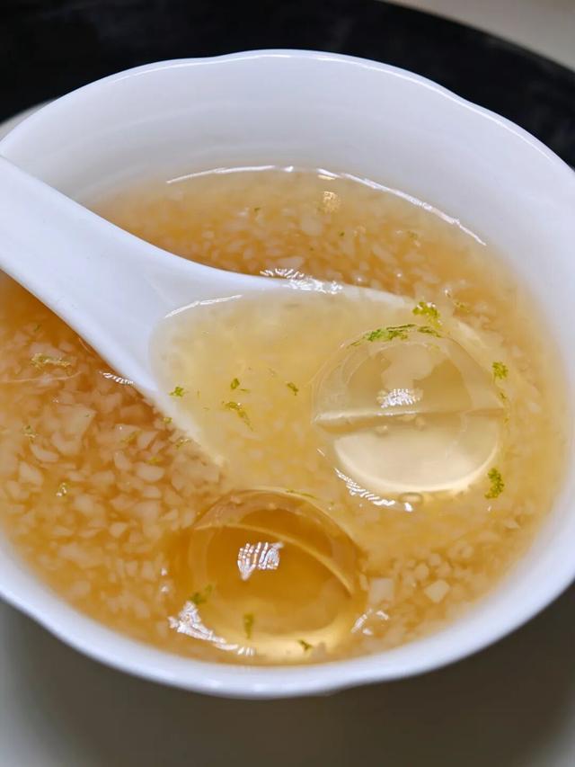 从西子湖畔到大运河边，睡遍好吃四季天