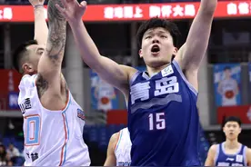 杨瀚森开启“追梦之旅”！今日离开青岛下月初奔赴洛杉矶，先与同经纪公司才俊一起训练图片