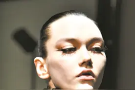 复古“五金女孩” 让时装创意跨过界图片