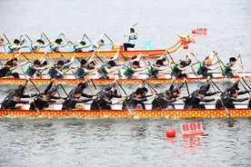图集丨直击2025年中国龙舟公开赛（湖北·荆州站）现场图片