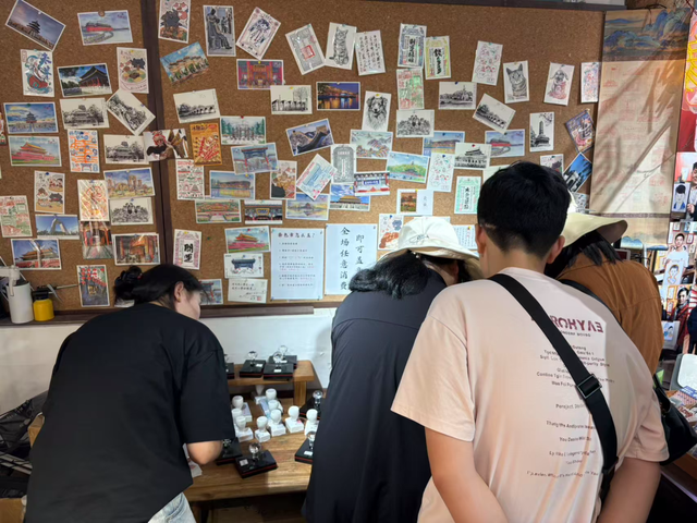 北京老胡同正变得越来越“年轻”