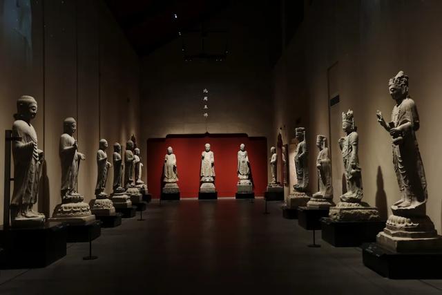 起猛了！西安地标集体变身?