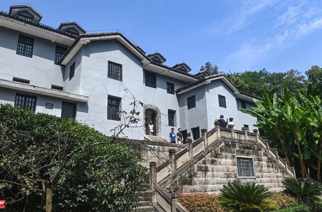 重庆红色游受青睐