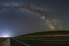 图集｜来自太阳的浪漫，特大地磁暴引发全球多地邂逅极光图片