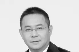 浙江60岁重症医学学科带头人潘孔寒去世，曾临危受命支援武汉图片