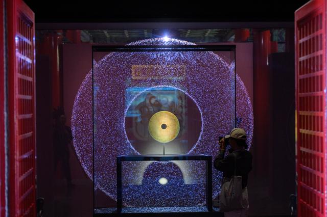 新闻多一点｜故宫博物院百年守护展：一脉文渊，守望相传