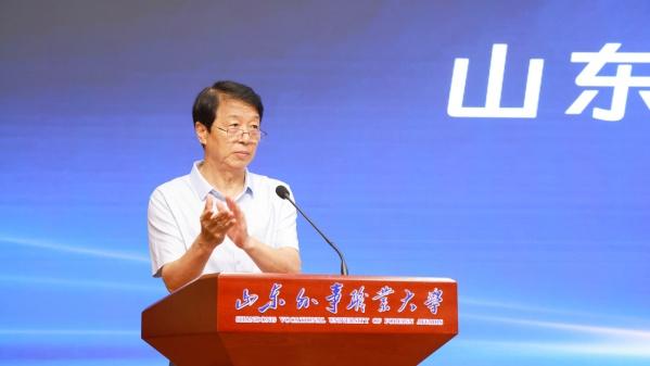 “云启空界 智绘乳山”低空经济产业论坛会顺利召开