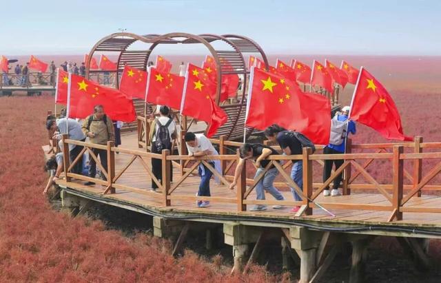 “双节”同庆，大洼区赵圈河镇迎来旅游高峰