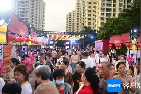 节日氛围拉满 三亚崖州市民游客乐享“家门口”的中秋国风游园会图片