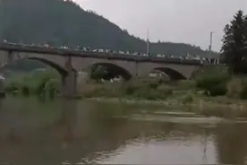 湖南平江县发生翻船事件已致4人死亡，村民：多人坐船疑似去挖竹笋图片