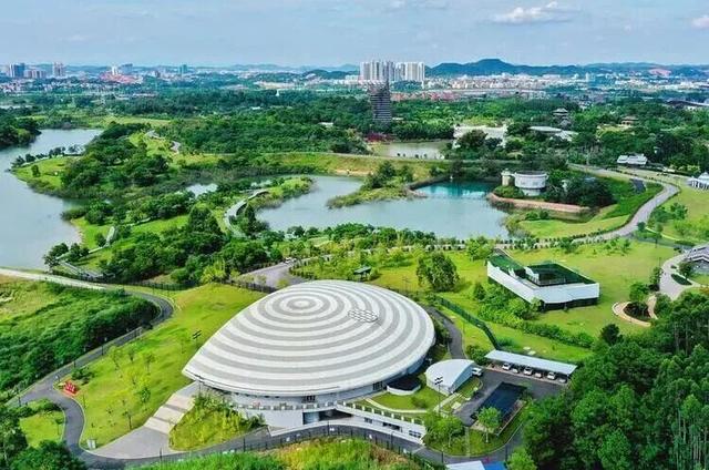 南宁就是冬日旅游天花板！摘果+跑马+演唱会+美景打卡，带你玩转“水果自由”之旅