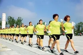 健步走步速每小时4公里，显著降低患2型糖尿病风险图片